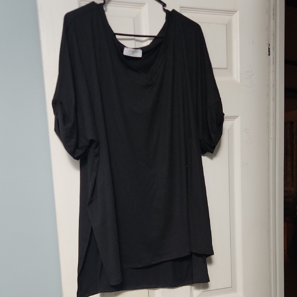 Black V Neck Cuff Sleeved Top